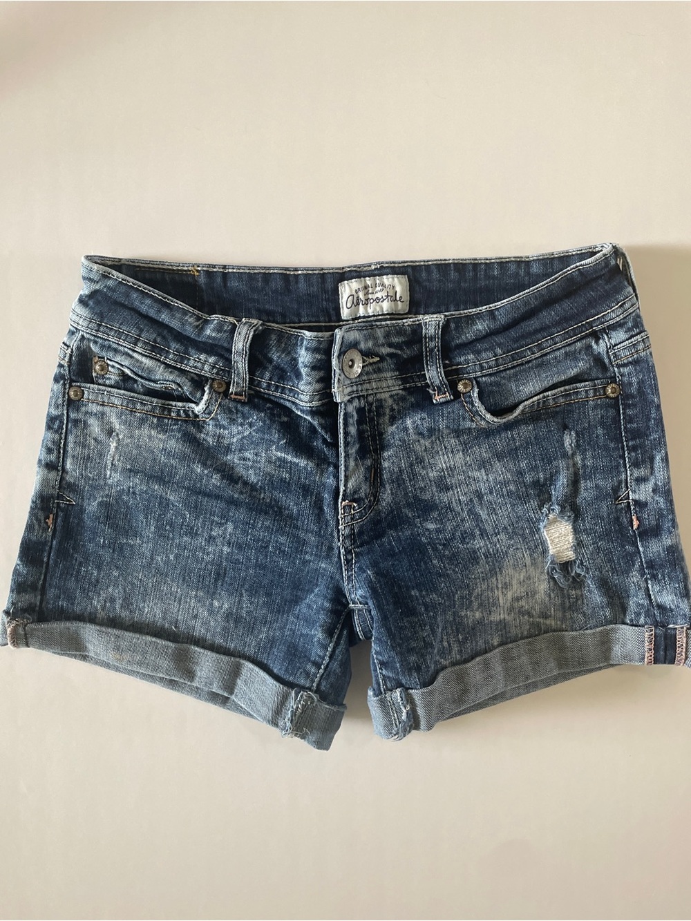 Aeropostale Distressed Cuffed Jean Shorts Size 0